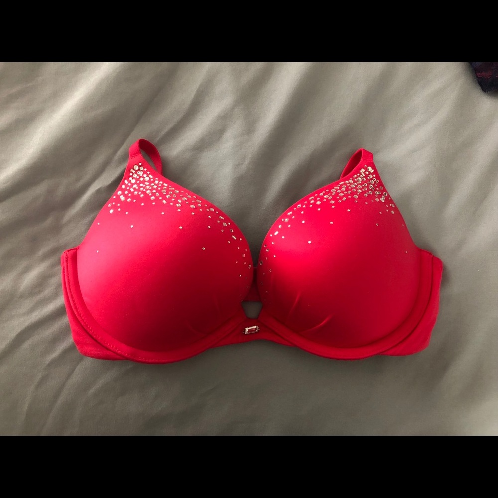 Victoria Secret Plunge